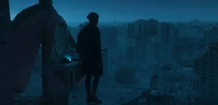 Кадр из Притяжение (2017) Кадр из Притяжение (2017)