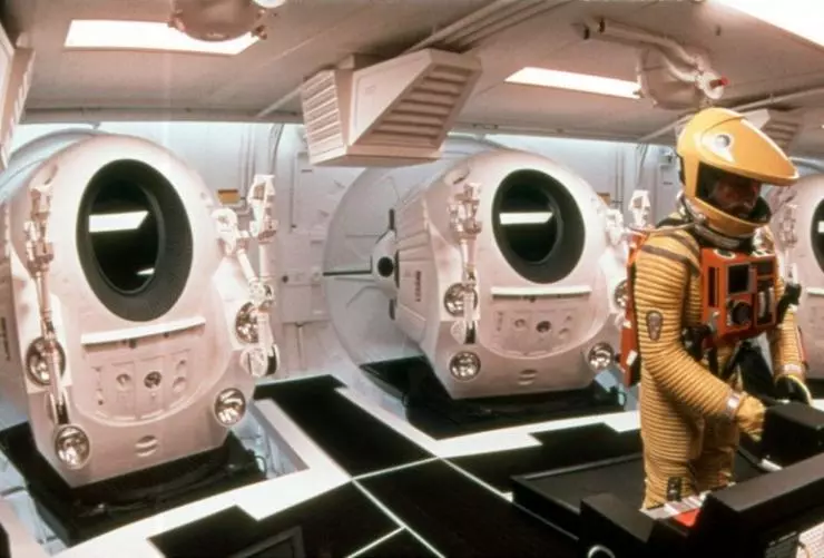 Кадр из 2001 год: Космическая одиссея (1968) Кадр из 2001 год: Космическая одиссея (1968)