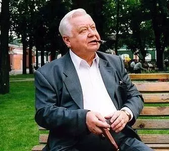 Кадр из Есенин (2005) Кадр из Есенин (2005)