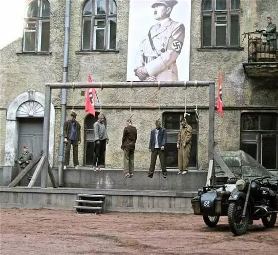 Кадр из СМЕРШ: Легенда для предателя (2011) Кадр из СМЕРШ: Легенда для предателя (2011)
