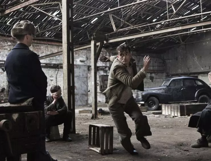 Кадр из Шпионы Варшавы (2013) Кадр из Шпионы Варшавы (2013)