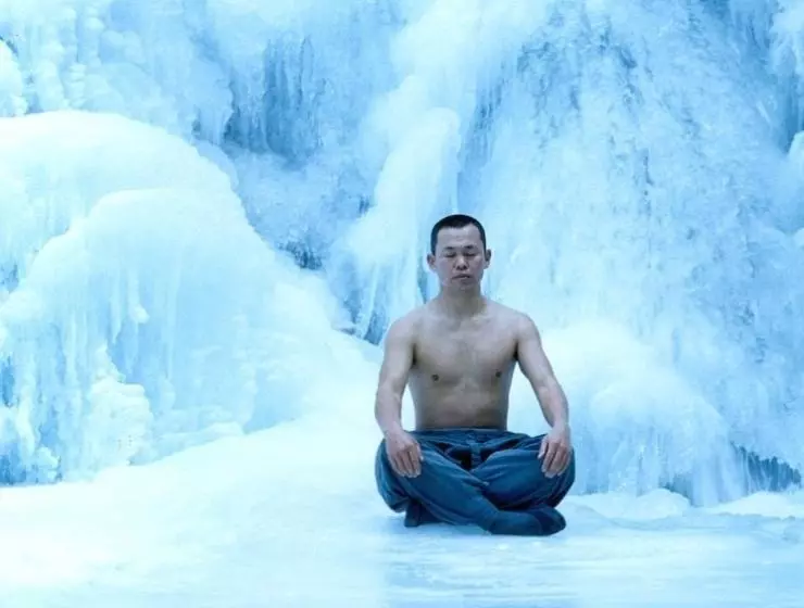 Кадр из Весна, лето, осень, зима... и снова весна (2003) Кадр из Весна, лето, осень, зима... и снова весна (2003)