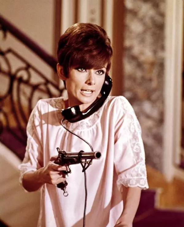 Кадр из Как украсть миллион (1966) Кадр из Как украсть миллион (1966)