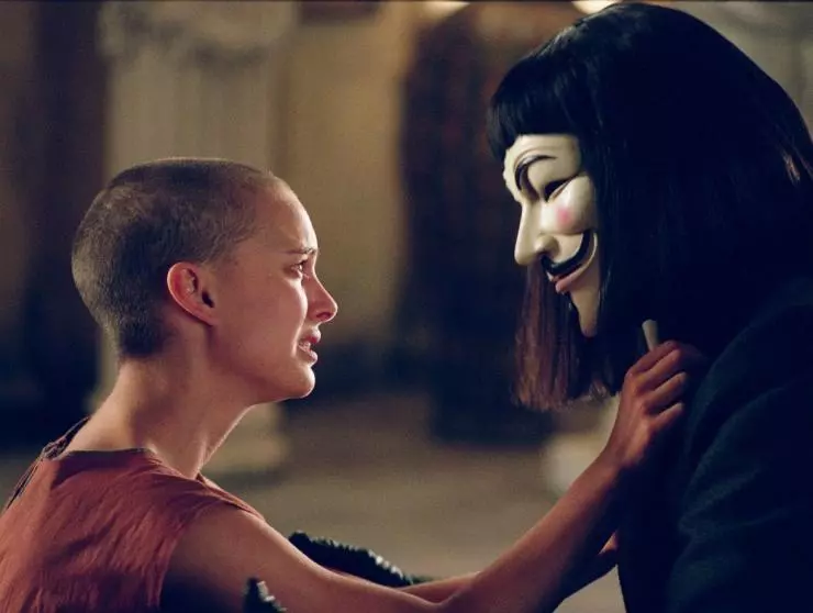 Кадр из «V» значит Вендетта (2006) Кадр из «V» значит Вендетта (2006)