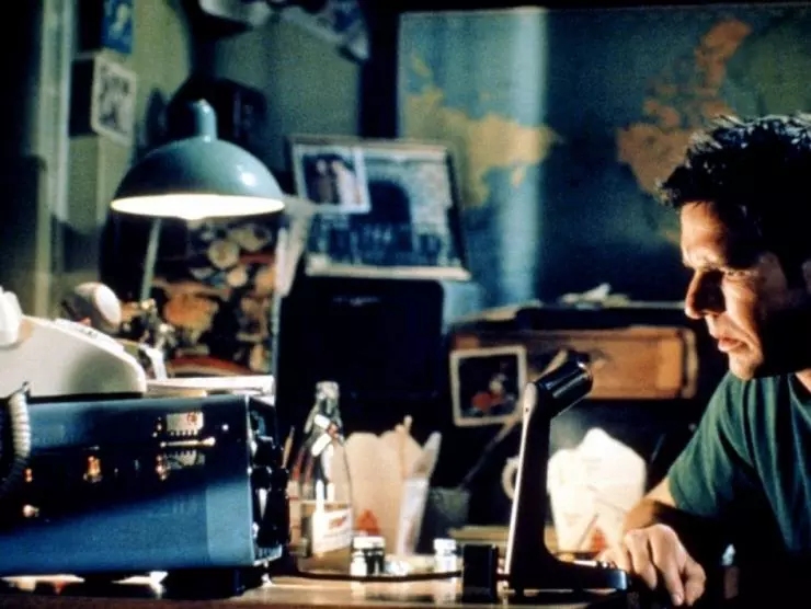 Кадр из Радиоволна (2000) Кадр из Радиоволна (2000)