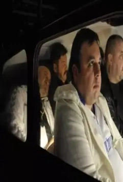Кадр из Парад (2011) Кадр из Парад (2011)