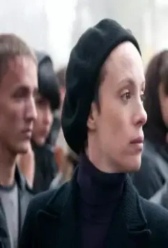 Кадр из Дочь (2012) Кадр из Дочь (2012)