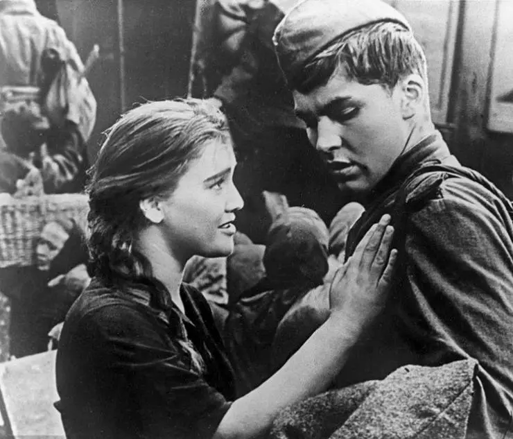Кадр из Баллада о солдате (1959) Кадр из Баллада о солдате (1959)