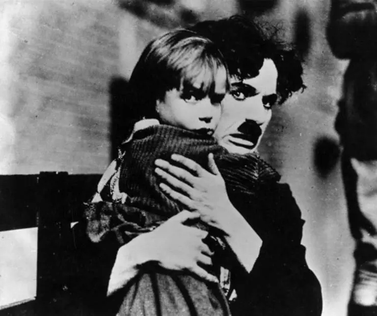 Кадр из Малыш (1921) Кадр из Малыш (1921)