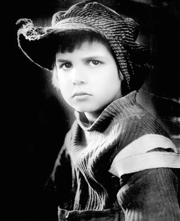 Кадр из Малыш (1921) Кадр из Малыш (1921)