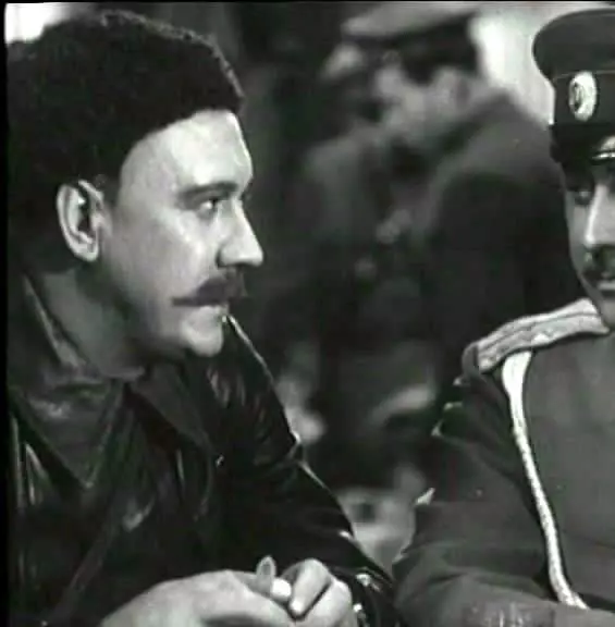 Кадр из Александр Пархоменко (1942) Кадр из Александр Пархоменко (1942)