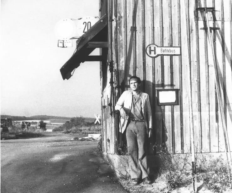 Кадр из С течением времени (1976) Кадр из С течением времени (1976)