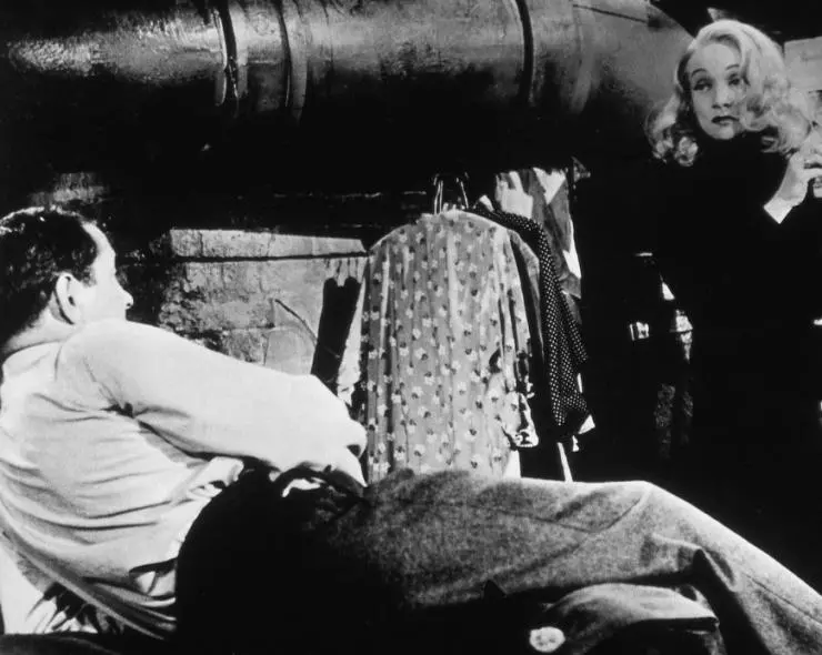 Кадр из Свидетель обвинения (1957) Кадр из Свидетель обвинения (1957)