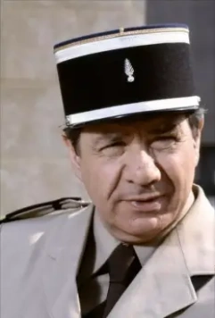 Кадр из Жандарм и жандарметки (1982) Кадр из Жандарм и жандарметки (1982)