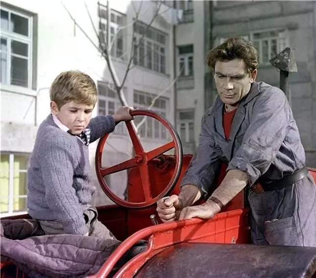 Кадр из Каток и скрипка (1960) Кадр из Каток и скрипка (1960)