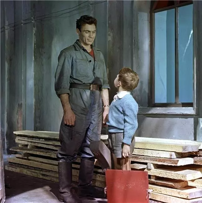 Кадр из Каток и скрипка (1960) Кадр из Каток и скрипка (1960)