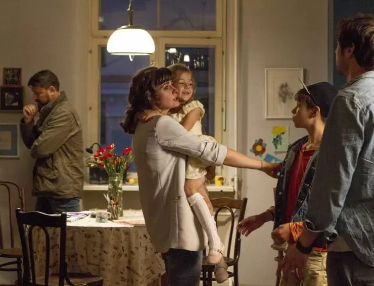 Кадр из Подкидыш (2019) Кадр из Подкидыш (2019)