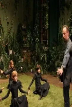 Кадр из Гадкие лебеди (2006) Кадр из Гадкие лебеди (2006)
