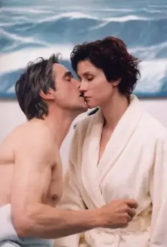 Кадр из А теперь, дамы и господа... (2002) Кадр из А теперь, дамы и господа... (2002)