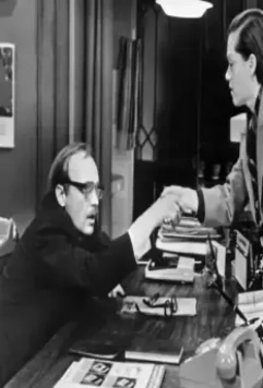 Кадр из Служебный роман (1977) Кадр из Служебный роман (1977)