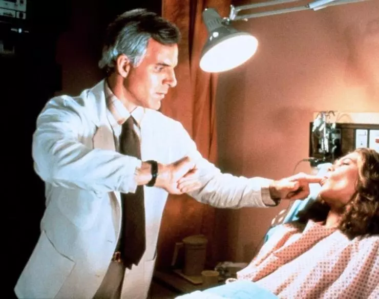 Кадр из Мозги набекрень (1983) Кадр из Мозги набекрень (1983)