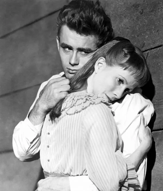 Кадр из К востоку от рая (1955) Кадр из К востоку от рая (1955)