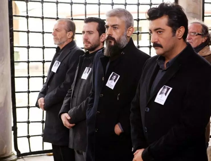 Кадр из Пойраз Караел (2015) Кадр из Пойраз Караел (2015)
