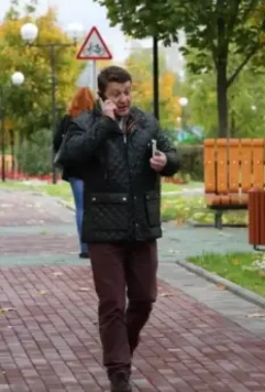 Кадр из Призрак в кривом зеркале (2013) Кадр из Призрак в кривом зеркале (2013)