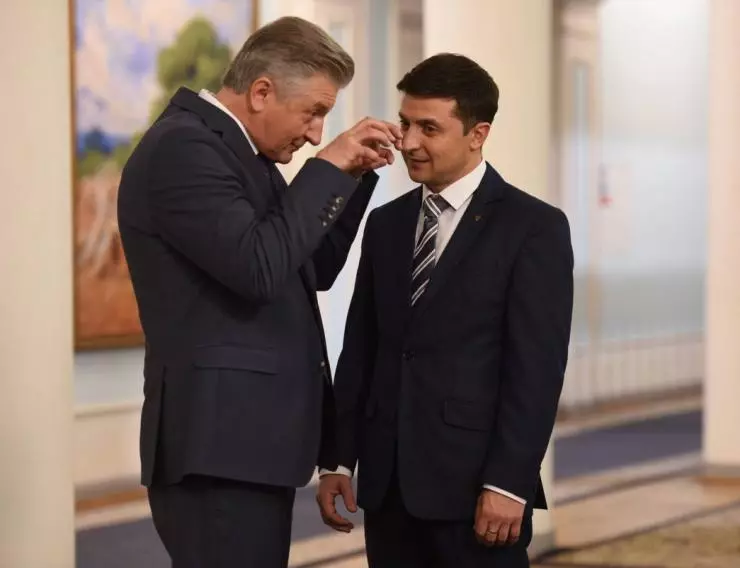 Кадр из Слуга народа (2015) Кадр из Слуга народа (2015)