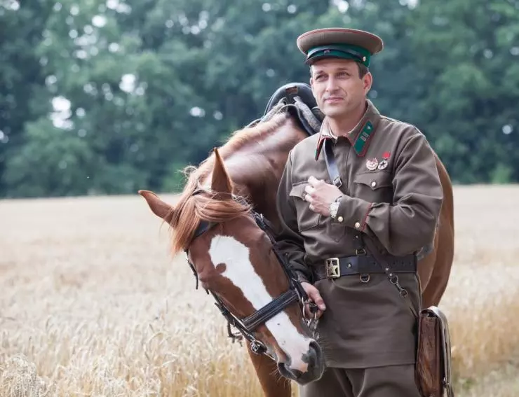 Кадр из По законам военного времени (2015) Кадр из По законам военного времени (2015)