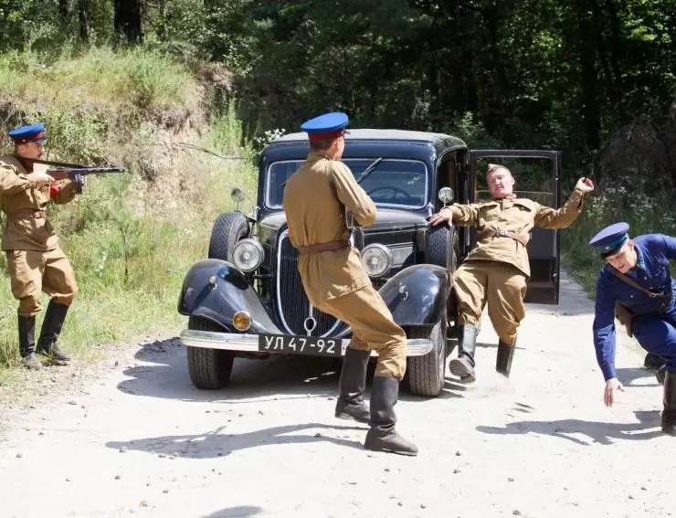 Кадр из По законам военного времени (2015) Кадр из По законам военного времени (2015)
