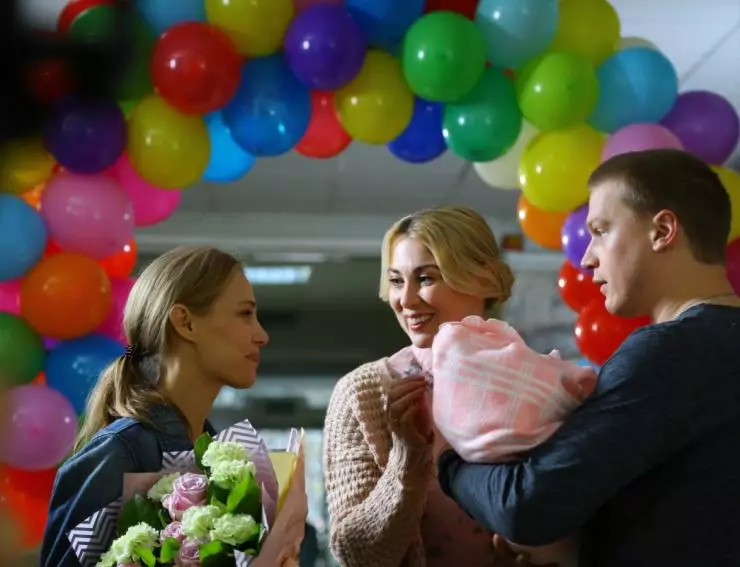 Кадр из Всё могло быть иначе (2019) Кадр из Всё могло быть иначе (2019)