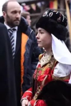Кадр из Наследница поневоле (2018) Кадр из Наследница поневоле (2018)
