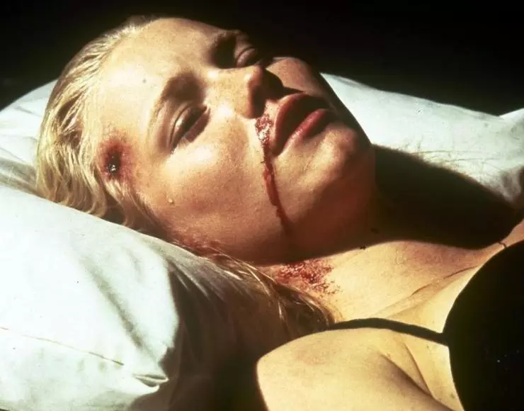 Кадр из Бессмертные души (2001) Кадр из Бессмертные души (2001)
