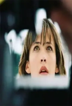 Кадр из Белфегор – призрак Лувра (2001) Кадр из Белфегор – призрак Лувра (2001)