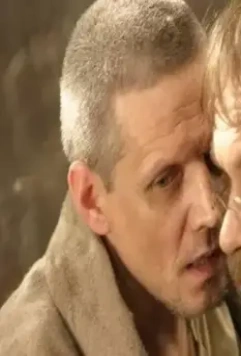 Кадр из Рагин (2004) Кадр из Рагин (2004)