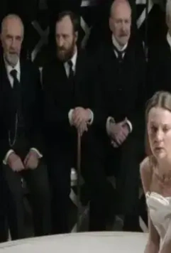 Кадр из Рагин (2004) Кадр из Рагин (2004)
