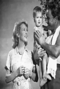 Кадр из Испытание верности (1954) Кадр из Испытание верности (1954)