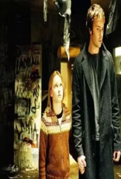 Кадр из Бугимен (2005) Кадр из Бугимен (2005)