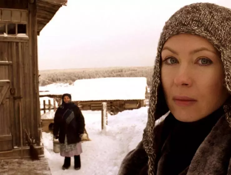 Кадр из Бабуся (2003) Кадр из Бабуся (2003)