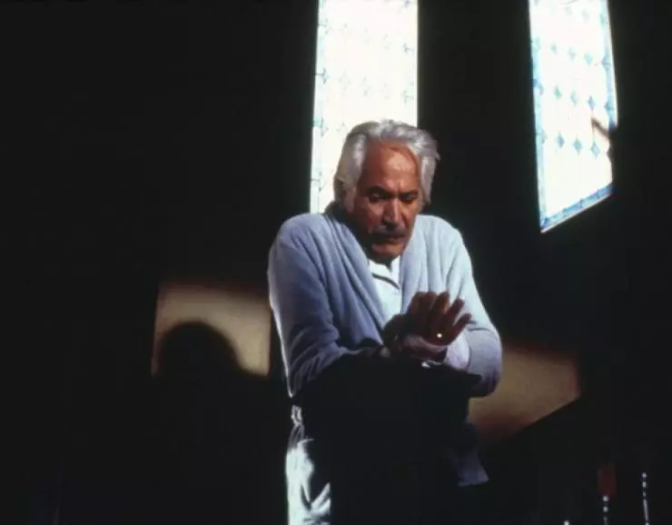 Кадр из Хронос (1993) Кадр из Хронос (1993)