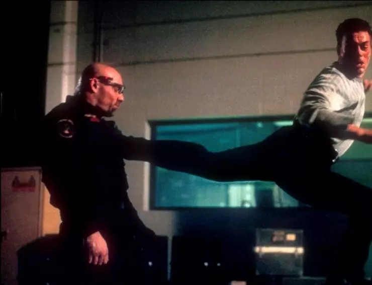 Кадр из Универсальный солдат 2: Возвращение (1999) Кадр из Универсальный солдат 2: Возвращение (1999)