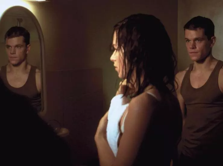 Кадр из Идентификация Борна (2002) Кадр из Идентификация Борна (2002)