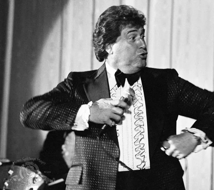 Кадр из Бродвей Денни Роуз (1984) Кадр из Бродвей Денни Роуз (1984)