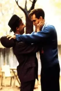 Кадр из Смерть коммивояжера (1985) Кадр из Смерть коммивояжера (1985)