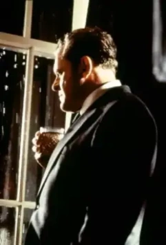 Кадр из Никсон (1995) Кадр из Никсон (1995)