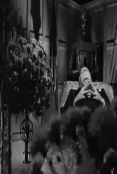 Кадр из Незабвенная (1965) Кадр из Незабвенная (1965)