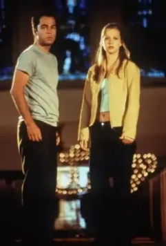 Кадр из Исполнитель желаний 3: Камень Дьявола (2001) Кадр из Исполнитель желаний 3: Камень Дьявола (2001)