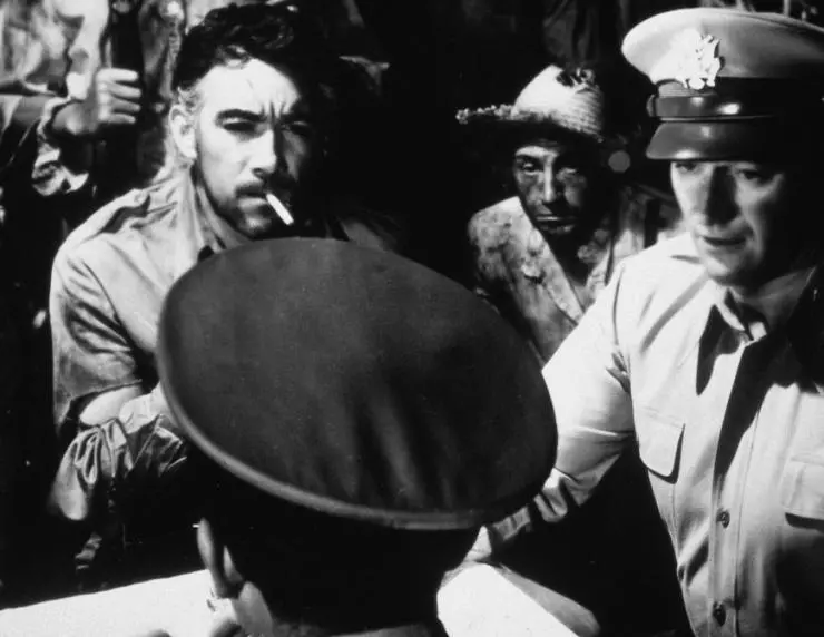 Кадр из Возвращение на Батаан (1945) Кадр из Возвращение на Батаан (1945)