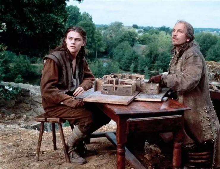 Кадр из Человек в железной маске (1998) Кадр из Человек в железной маске (1998)
